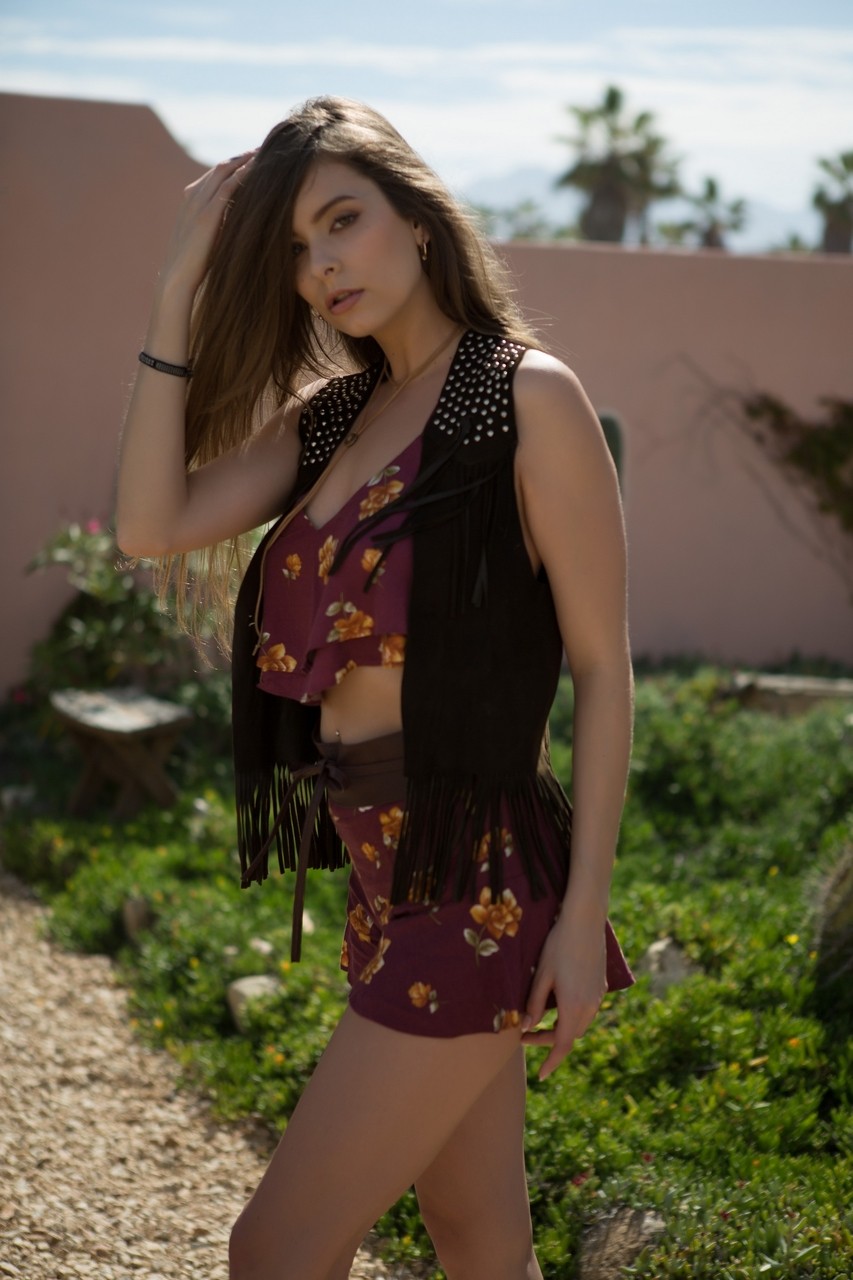 Lauren Lee Full Size